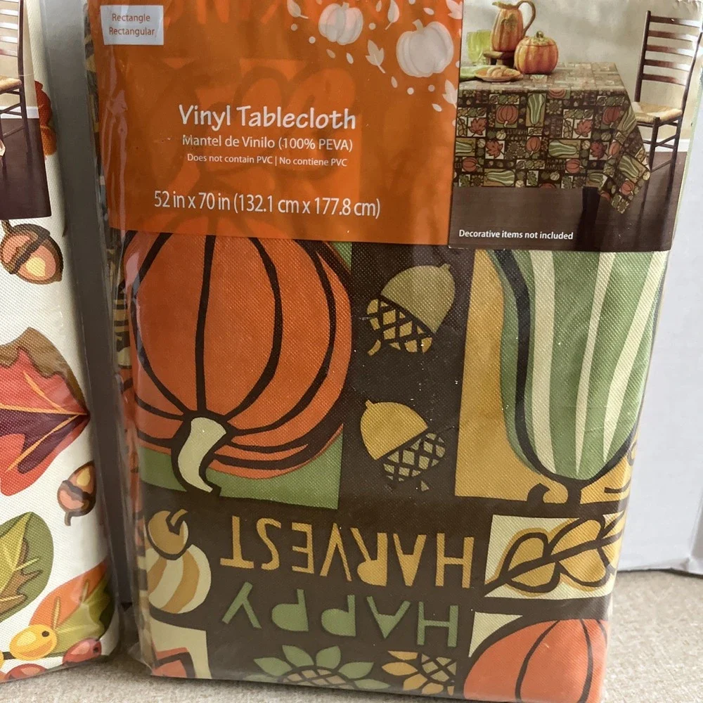 (2) Tablecloths Vinyl Flannel Back Oblong 52